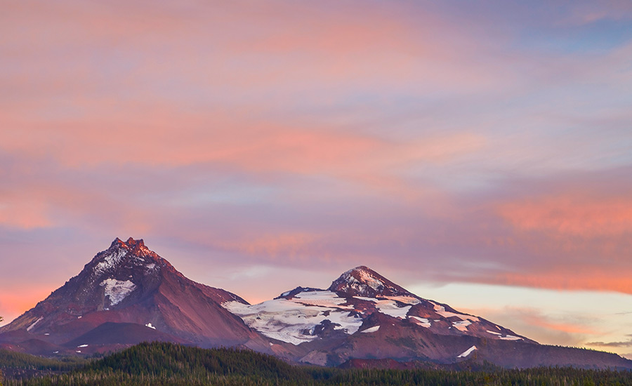 Take a zigzag road trip through the Columbia River Gorge – Here is