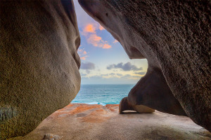 Gigantic boulder to make you feel tiny at Flinders Chase National Park, South Australia